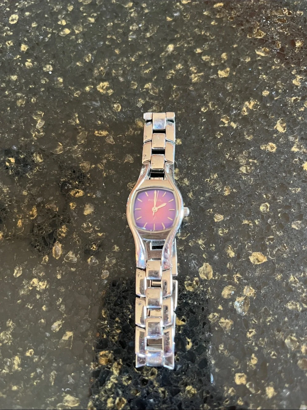 Fossil Stainless Steel Bracelet watch with ombré Purple gradient Dial